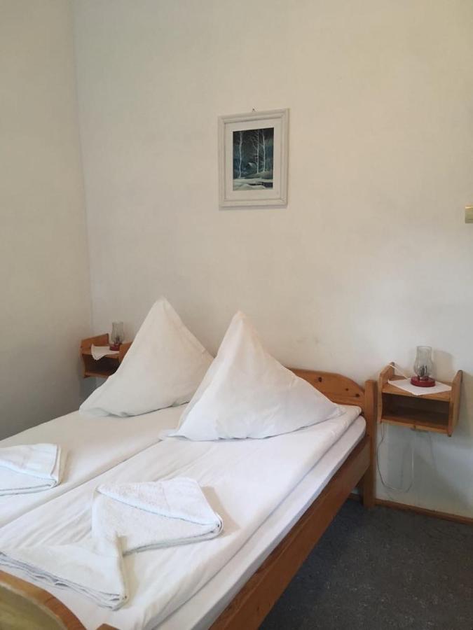 Manyi Villa BaileTusnad Esterno foto